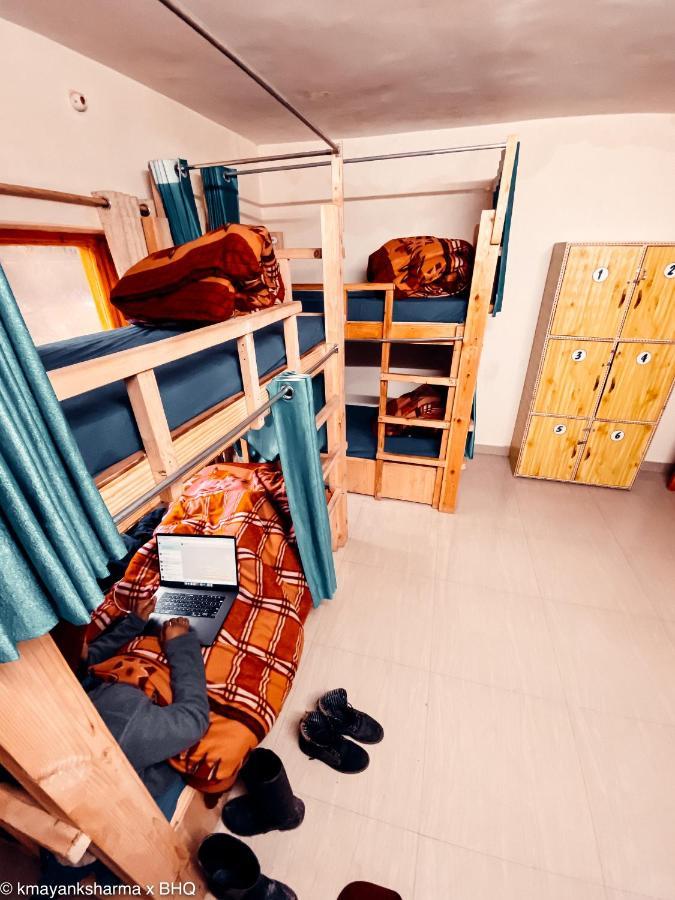 بيت شباب Backpackers Headquarter Manali المظهر الخارجي الصورة